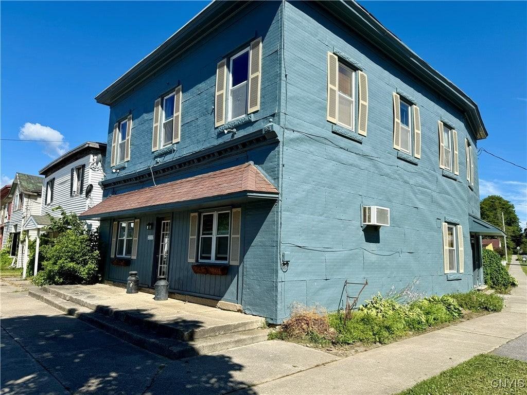 2117 North Main Street - Photo 2 of 37