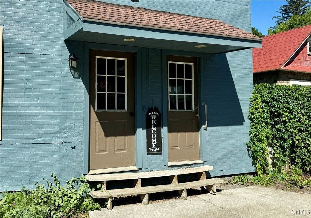 2117 North Main Street - Photo 3 of 37