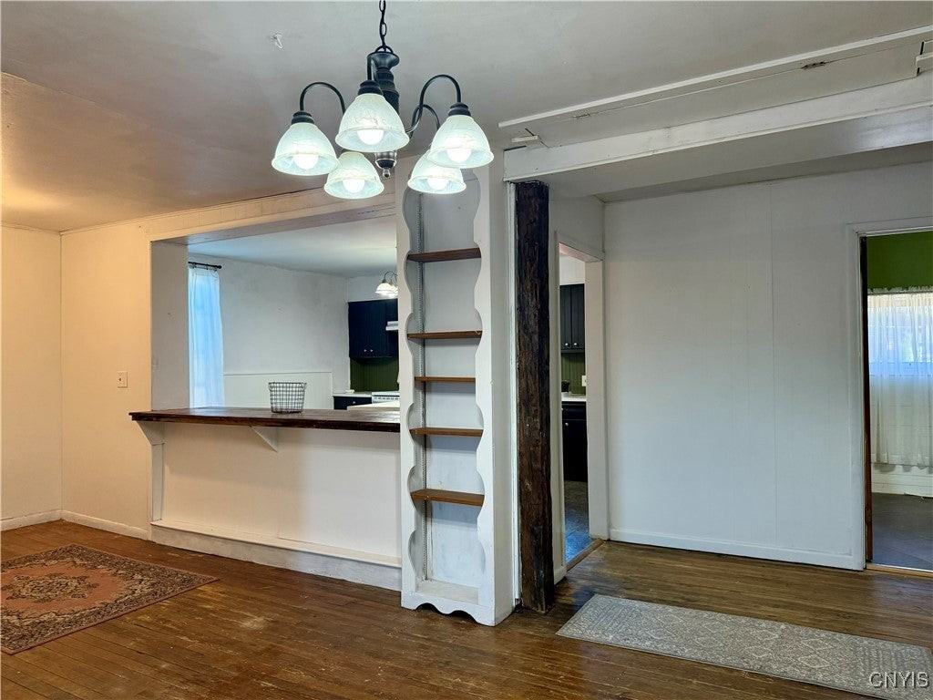 2117 North Main Street - Photo 7 of 37