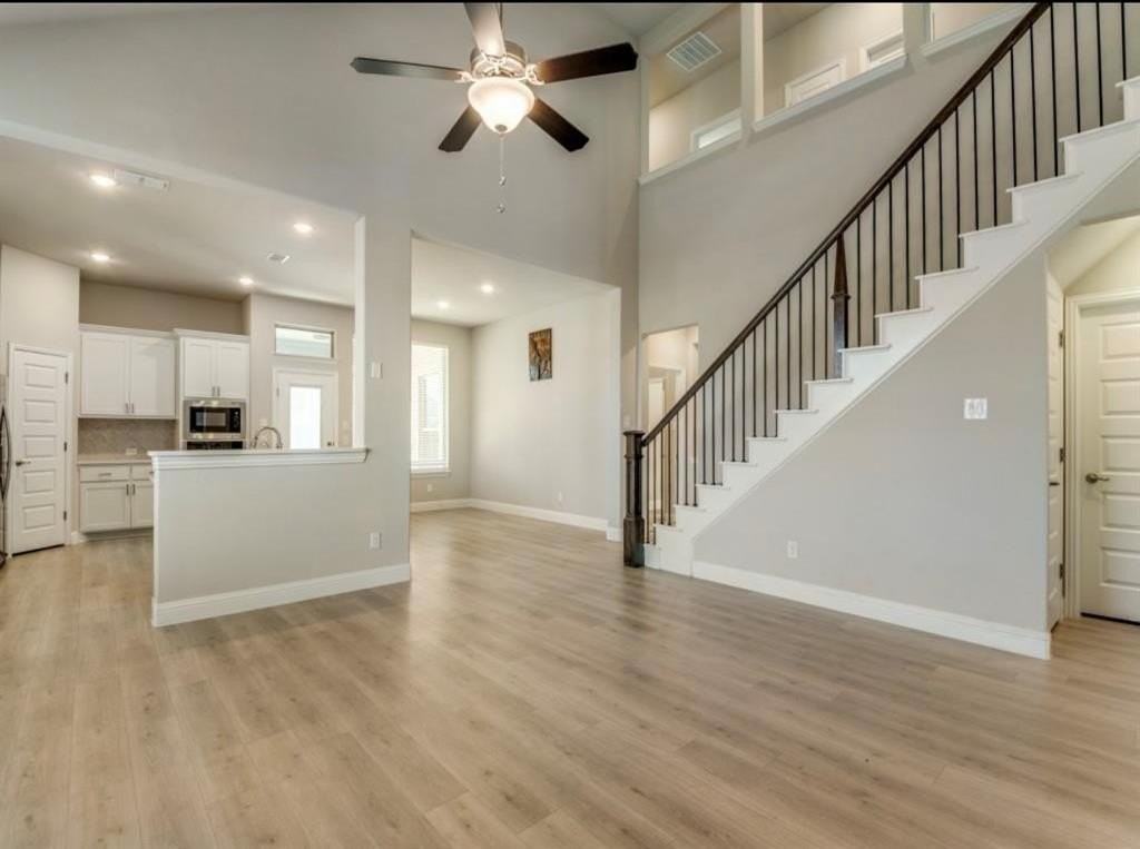 1112 Putman Dr - Photo 4 of 18