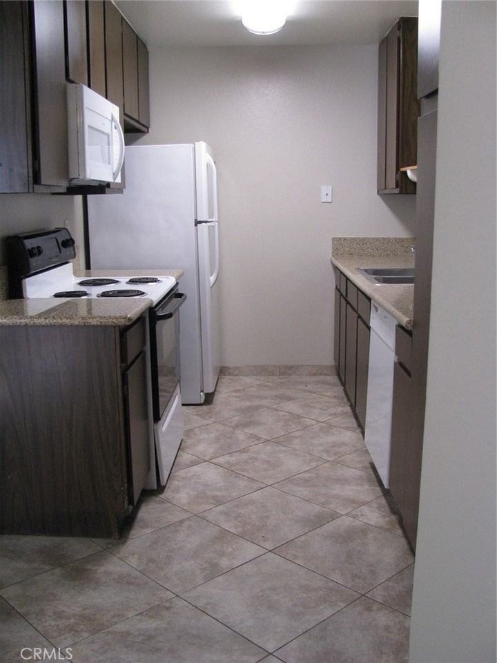 10955 Rincon St - Photo 4 of 8