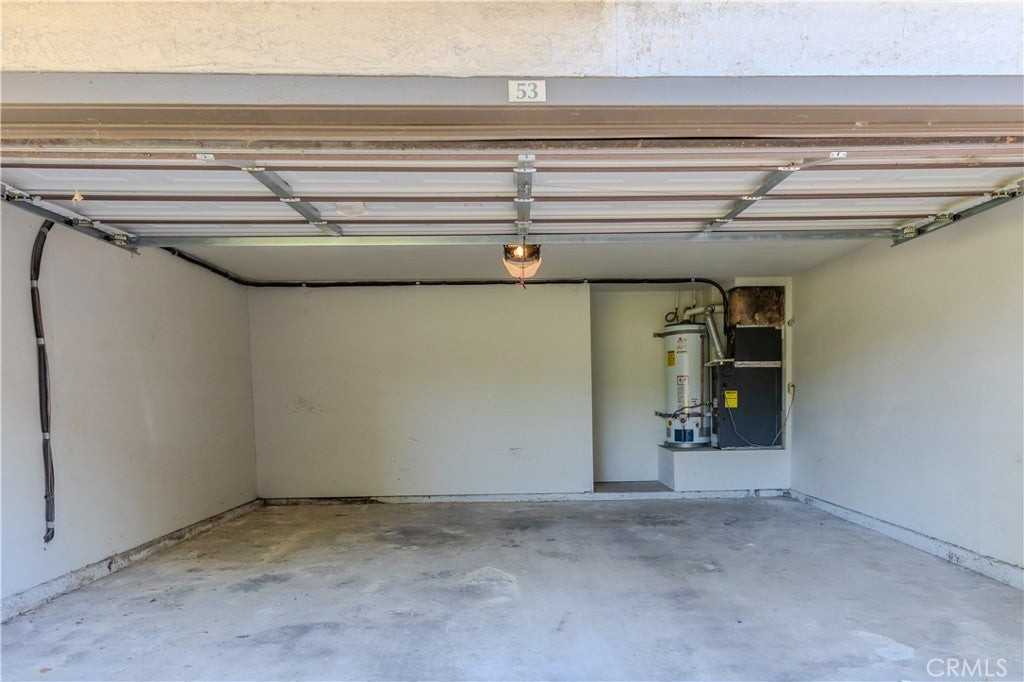 1169 Cornell Ave - Photo 5 of 30