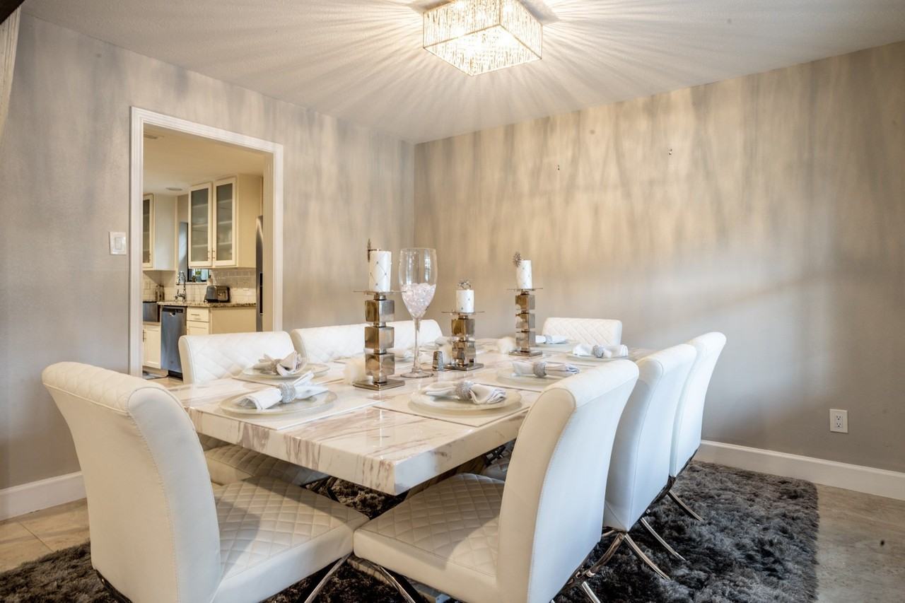 12739 Memorial Dr - Photo 4 of 27