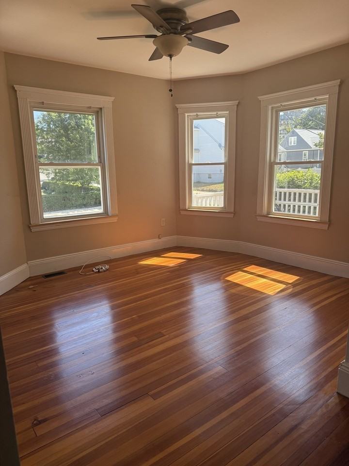158 Highland Ave - Photo 6 of 14