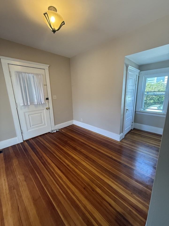 158 Highland Ave - Photo 7 of 14