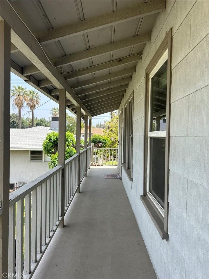 690 E Cypress Ave - Photo 3 of 9