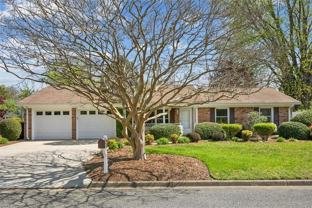 106 Captains Ln - Photo 1 of 1