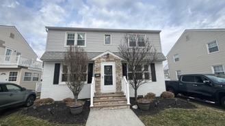 105 N Harding Ave - Photo 1 of 1
