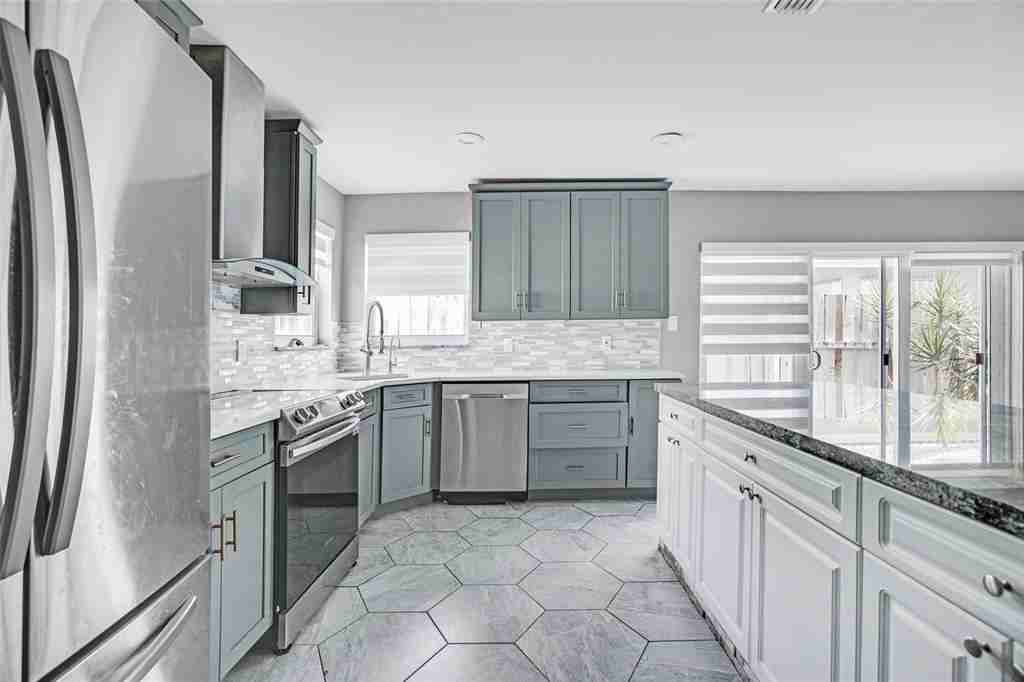 5498 Nw 45th Way - Photo 2 of 8