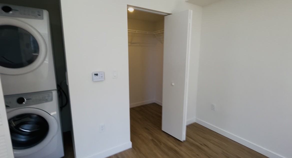 630 East 8th Street #550 - Photo 7 of 12