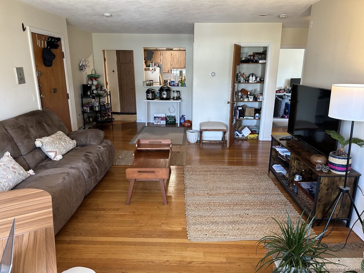 Allston St #25 - Photo 2 of 13