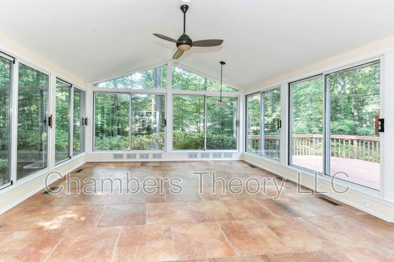 9205 Hamilton Dr - Photo 3 of 43
