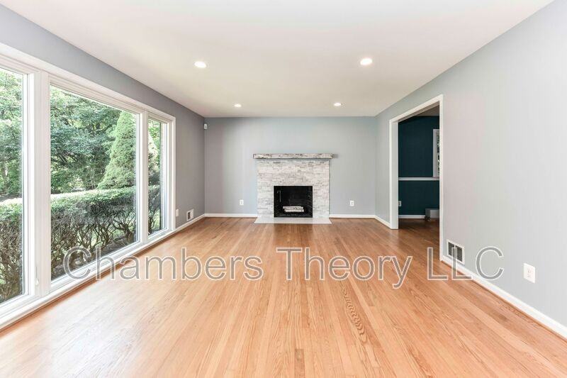 9205 Hamilton Dr - Photo 4 of 43
