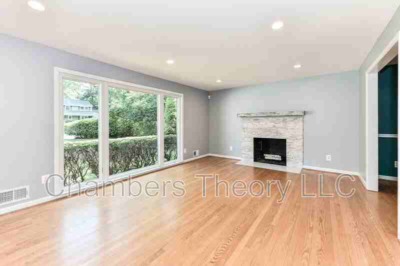 9205 Hamilton Dr - Photo 6 of 43