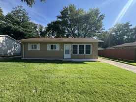 915 Mullanphy Rd - Photo 1 of 1