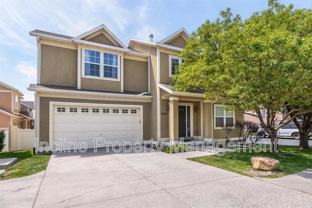 7623 S Yellowwood Ln - Photo 1 of 1