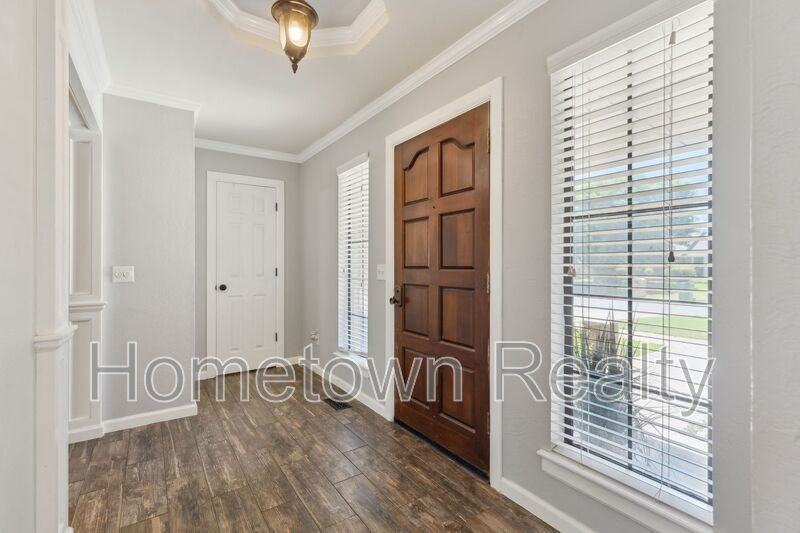 7217 Nw 118th St - Photo 3 of 31