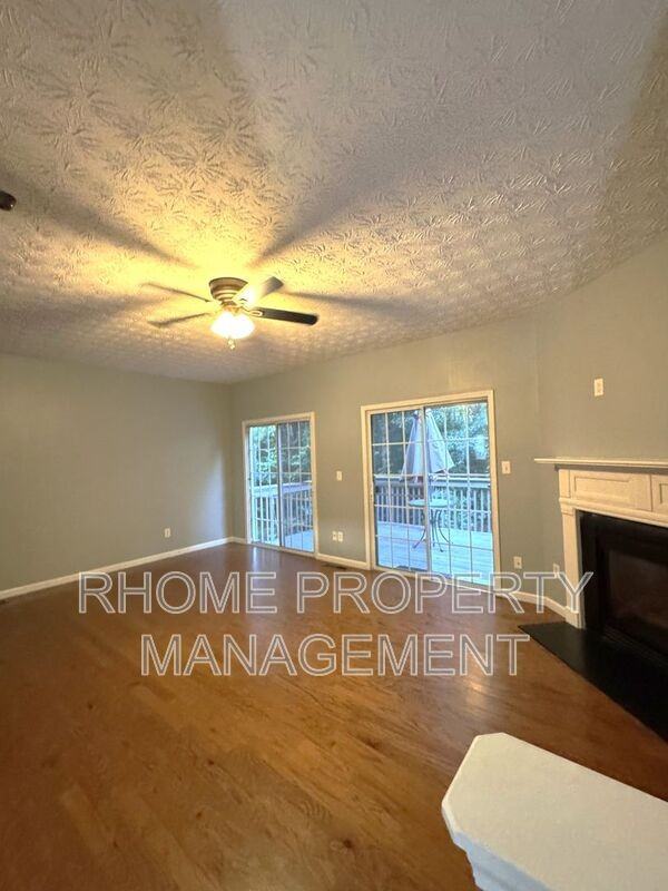 756 Celeste Ln Sw - Photo 5 of 27