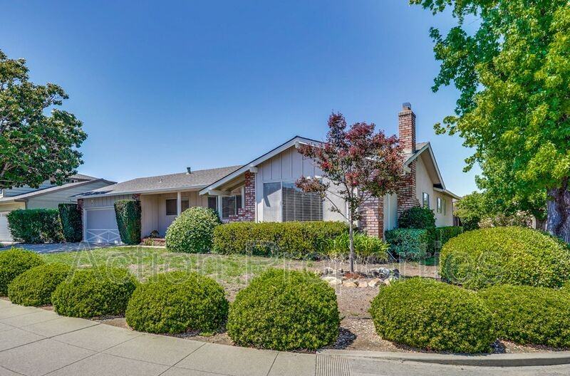 350 Chesley Ave - Photo 2 of 32