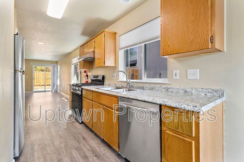 14158 Southeast Summerfield Loop - Photo 4 of 33