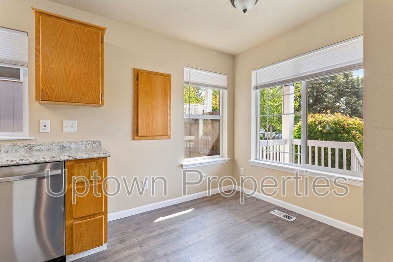 14158 Southeast Summerfield Loop - Photo 5 of 33