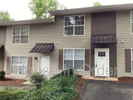 featured image of 1 Rathfarnham Rd #1B