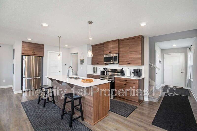 13316 W 180th St - Photo 5 of 15