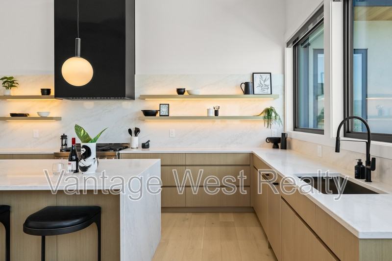 1651 Touriga Pl - Photo 2 of 50