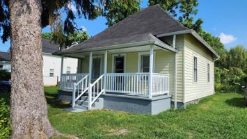 featured image of 743 Rosedale Ave