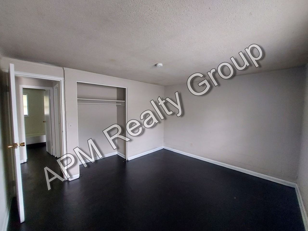 2710 Howell Ct Apt A - Photo 2 of 8