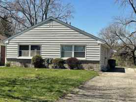 3139 Maize Rd - Photo 1 of 1