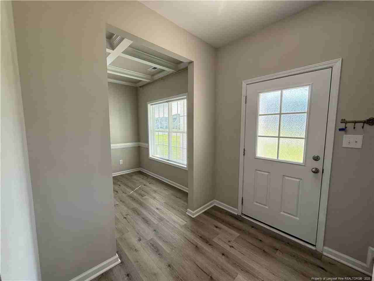 190 Shepard Dr - Photo 3 of 27