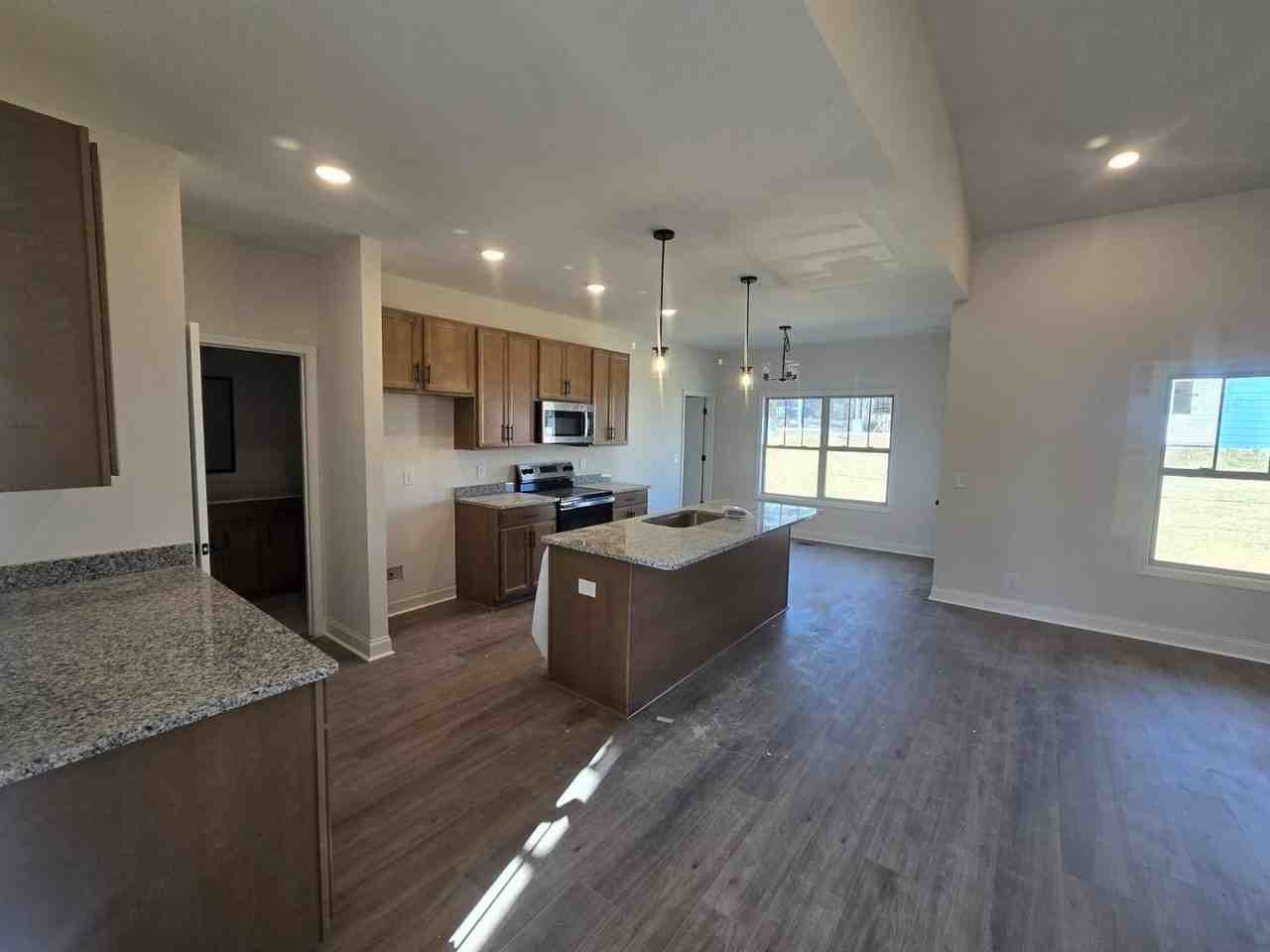 505 N Halifax Ct - Photo 3 of 23