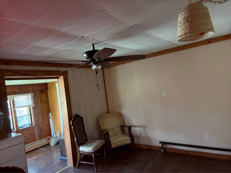 304 S Pecan St - Photo 2 of 8