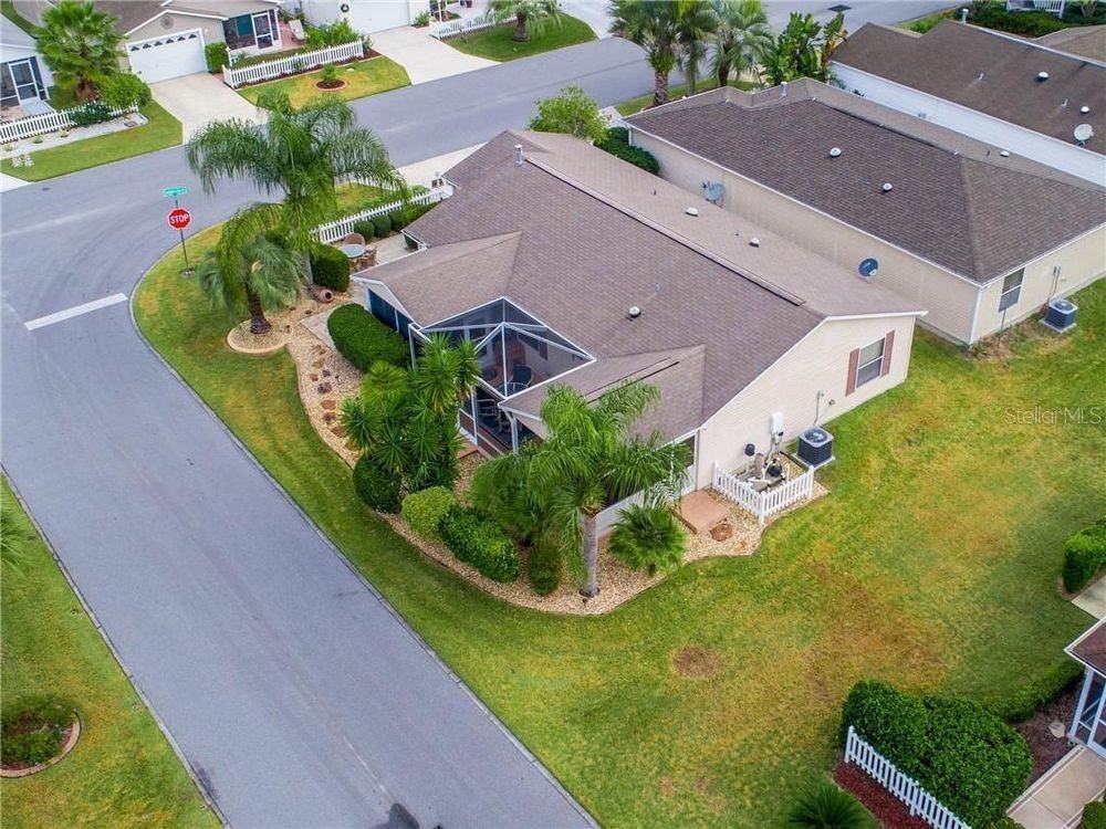 2390 Southern Oak Street - Photo 3 of 18