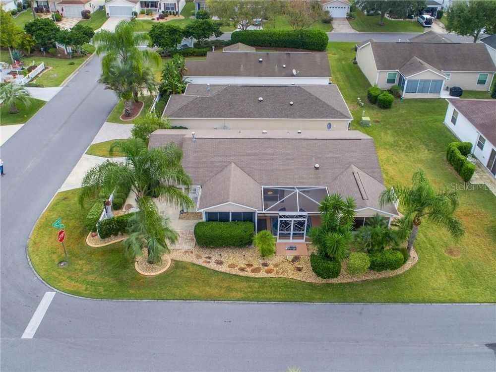 2390 Southern Oak Street - Photo 5 of 18