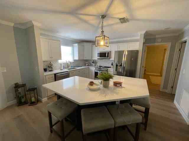 408 San Marino Drive - Photo 2 of 17