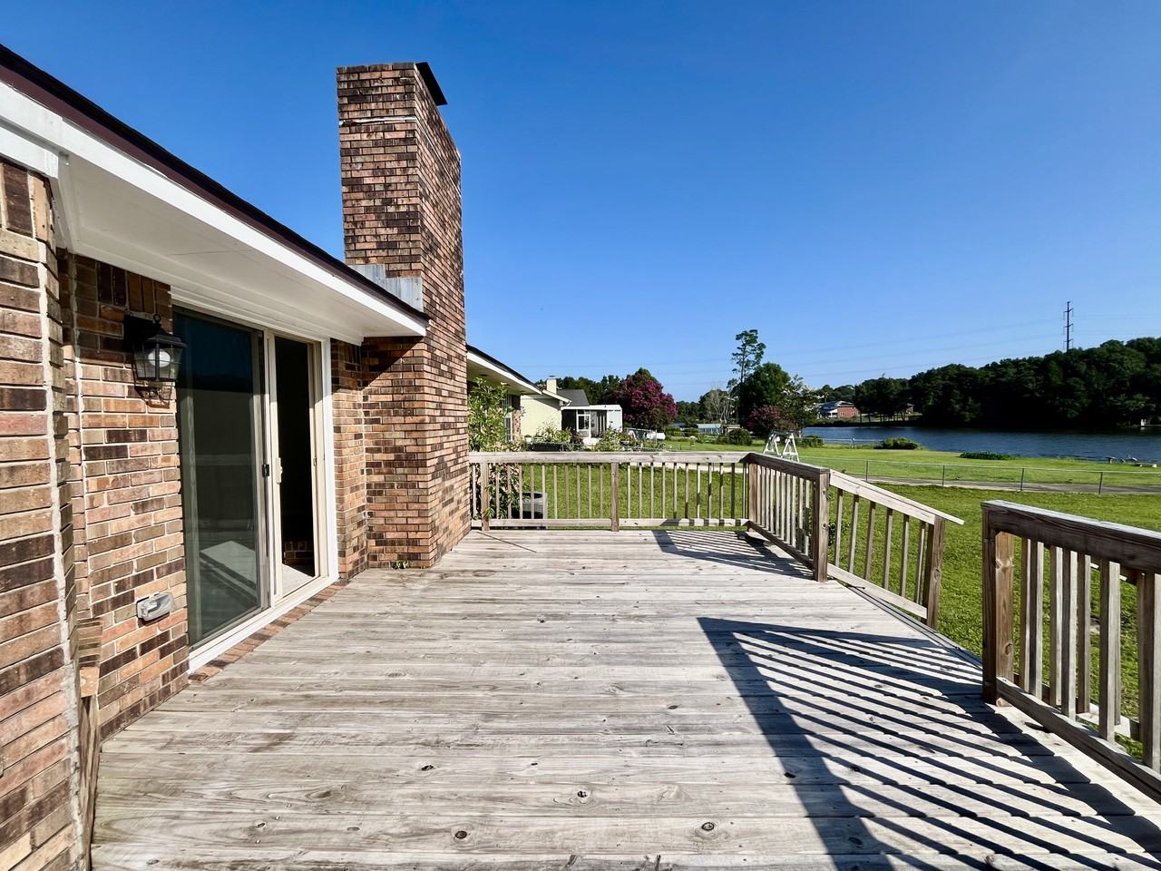 5934 W Shore Dr - Photo 2 of 44