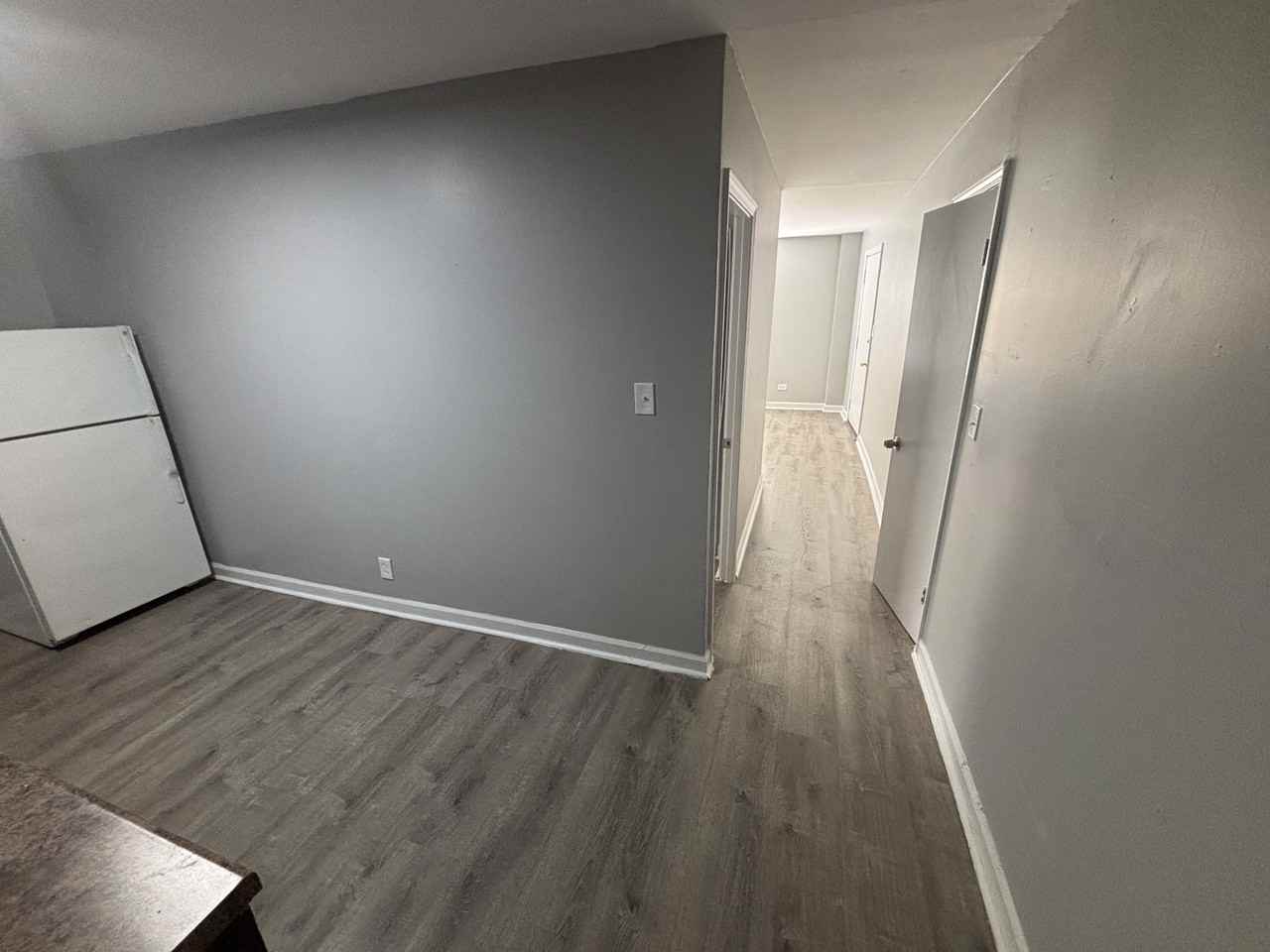 1911 S Cicero Ave - Photo 3 of 8