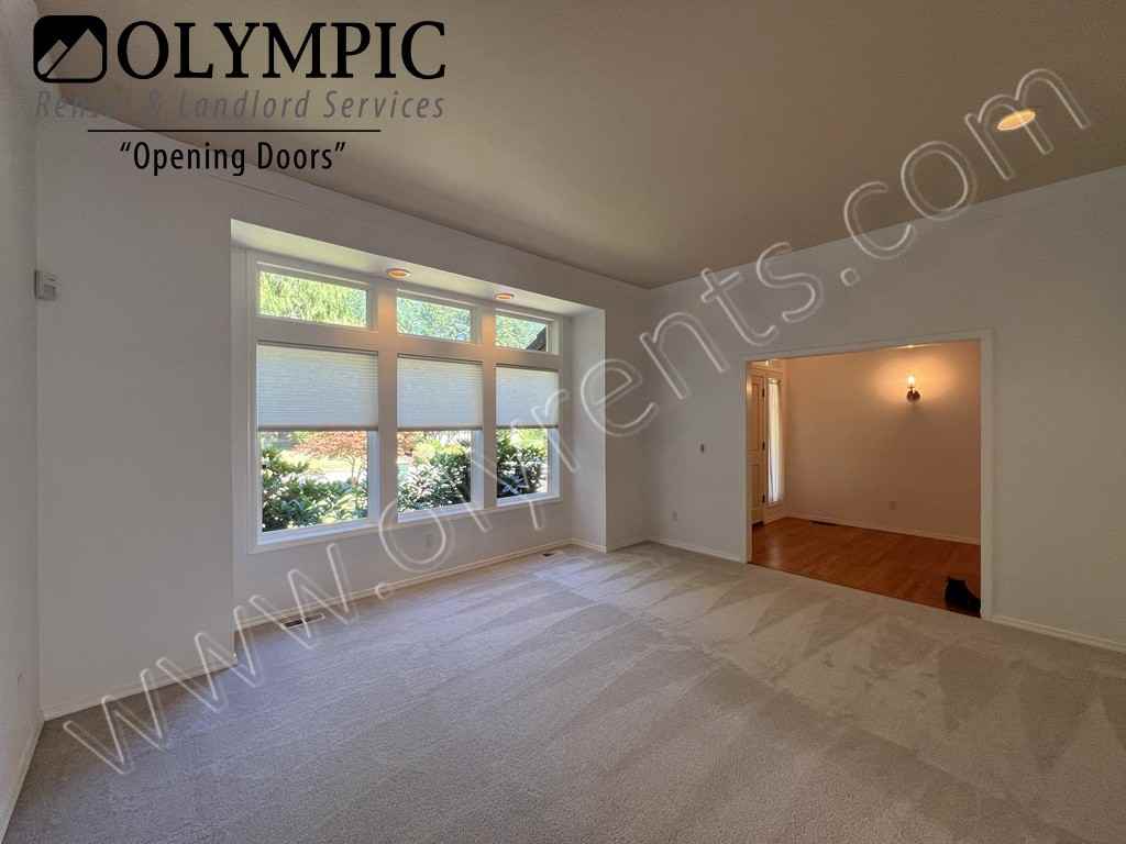 5941 Capitol Forest Dr Sw - Photo 3 of 39