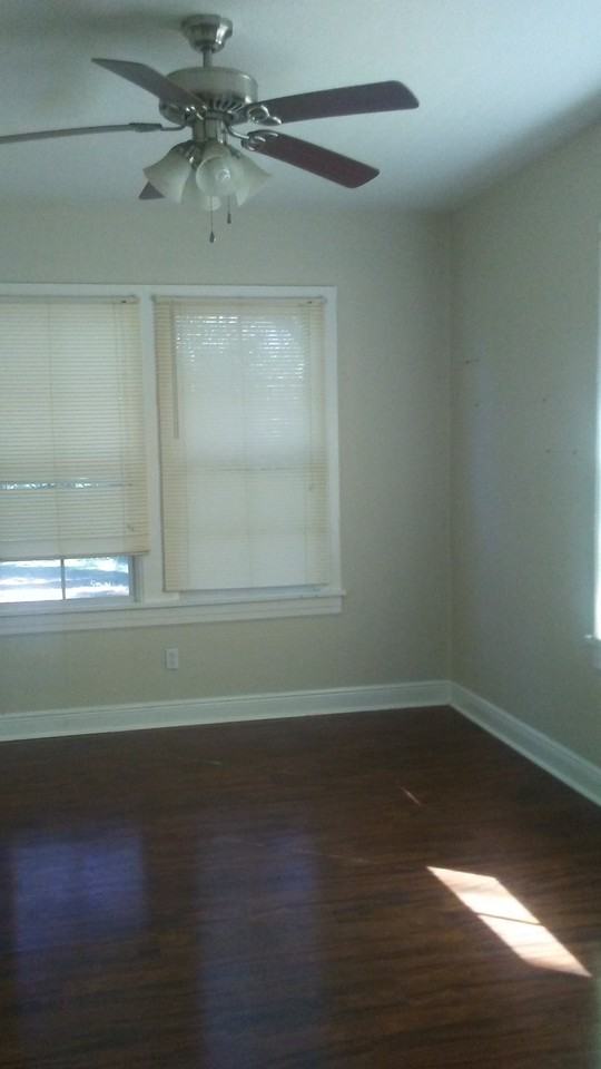 306 Perkins St - Photo 2 of 5
