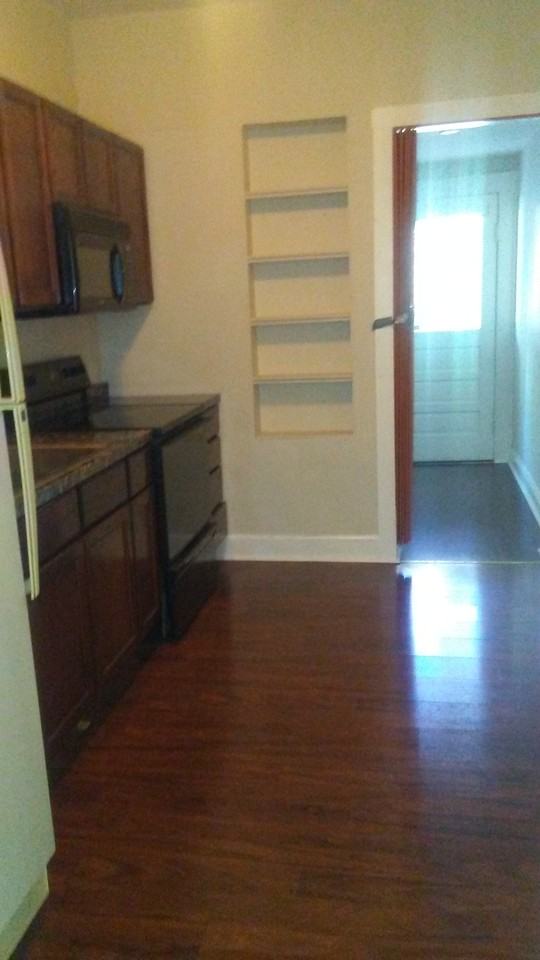 306 Perkins St - Photo 3 of 5