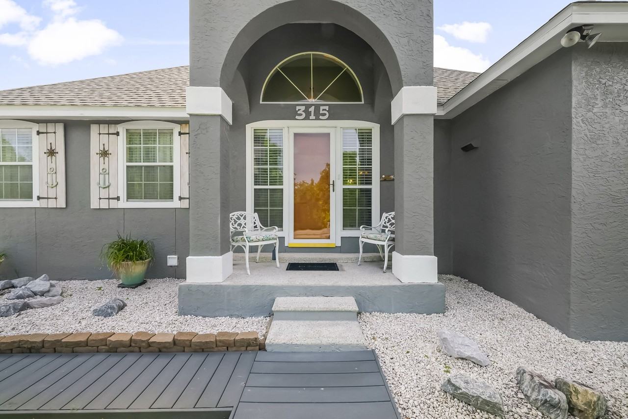 315 Nautilus St #1 - Photo 3 of 24