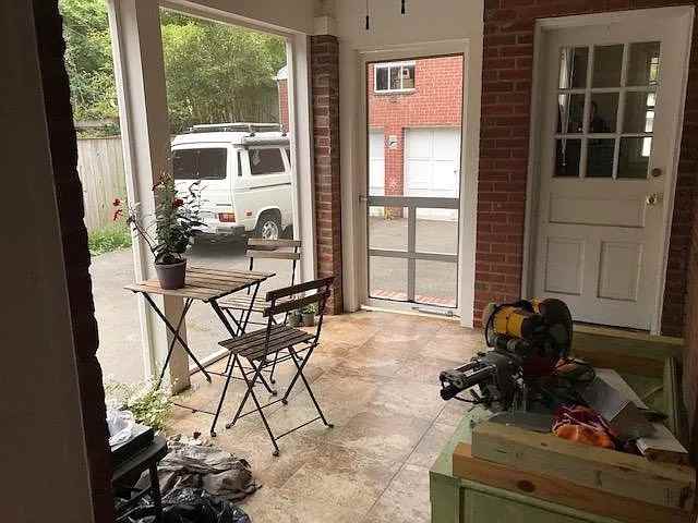 904 N Ivy St - Photo 2 of 15