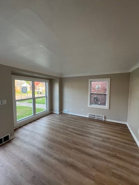 20284 Gilchrist St - Photo 3 of 14