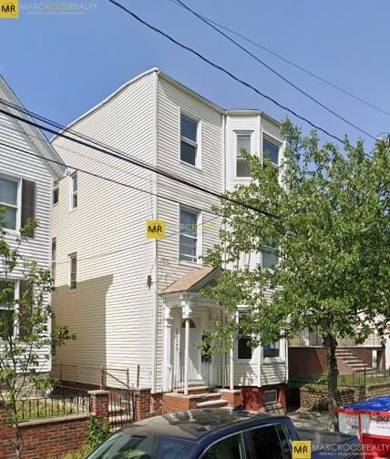 E Eagle St #3 - Photo 2 of 2