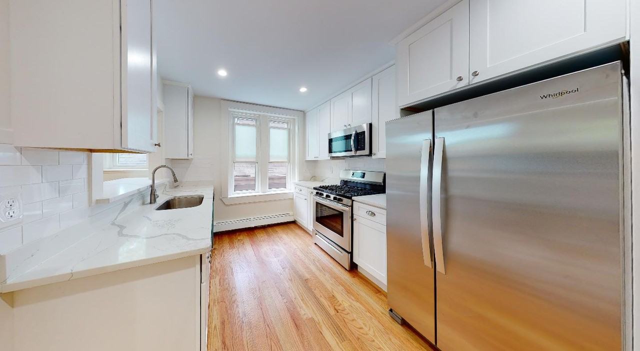 Striking Dorchester apartment by Fields Corner Station - Photo 2 of 14