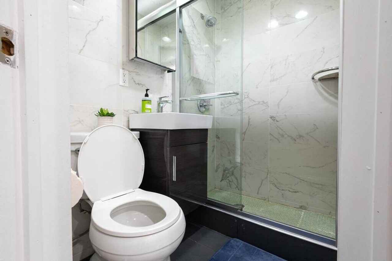 69A Clinton St #1021901P - Photo 5 of 29