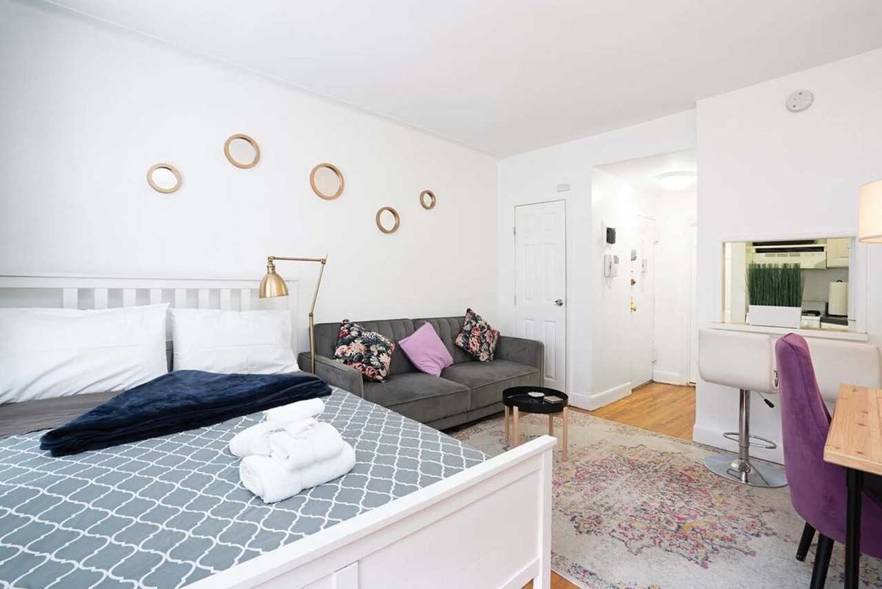 1422 2nd Ave #1031978P - Photo 3 of 24