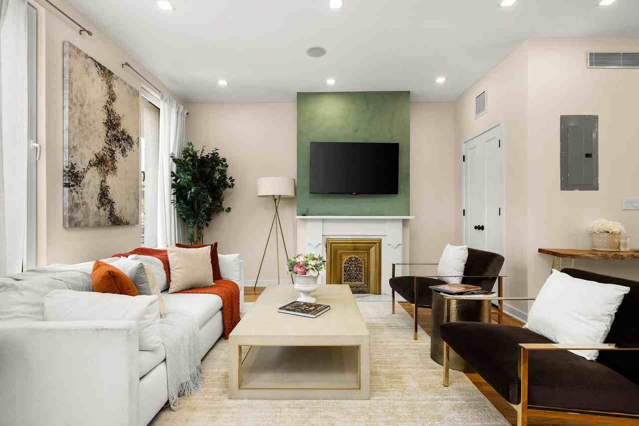 1150 Lafayette Avenue - Photo 3 of 21